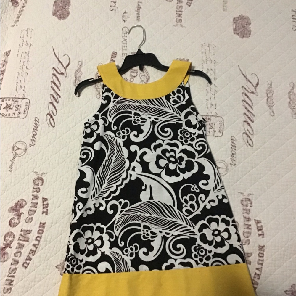 Cute girls sleeveless dress